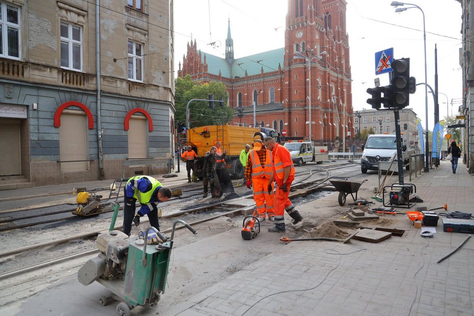 Remont Wojska Polskiego. Otwarcie Zgierskiej i przejazd przez plac Kościelny. Zmiany MPK Łódź