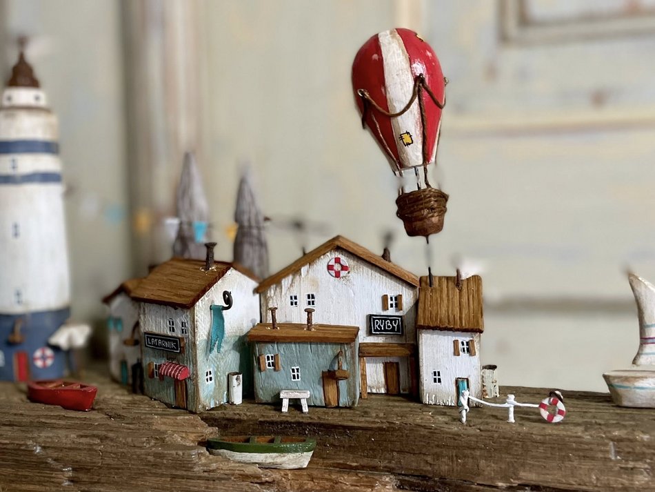 Łódź. Domkowy Warsztat Joanny Dulas z okolic Łodzi. Niepowtarzalne dekoracje z deski i wyobraźni