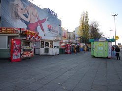 Łódź. Kultowe budki przy Centralu