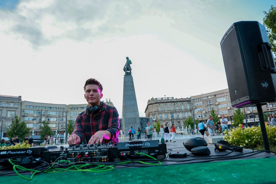 Lato w Łodzi pełne atrakcji! Noc spadających gwiazd, spacer po Bałutach, Moto Polówka