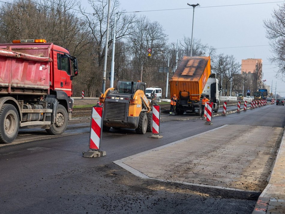 Łódź. Remont ul. Pabianickiej w Łodzi