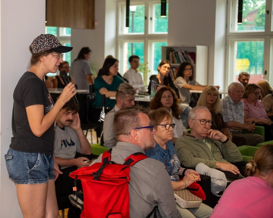 Łódź. Łodzianie na spotkaniu o inwestycjach nad Jasieniem