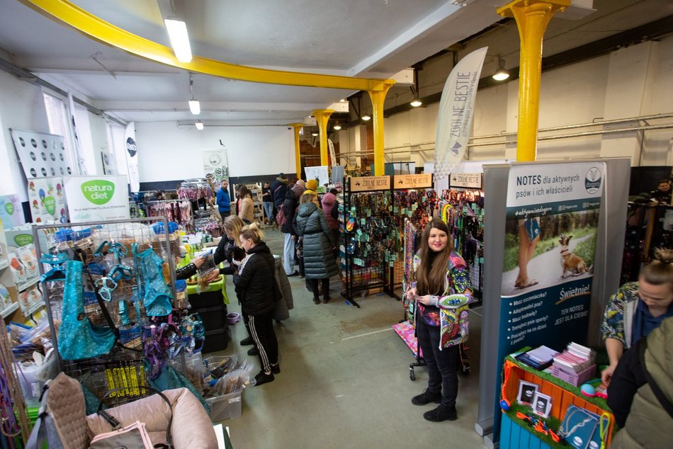 Łódź. Targi dla Zwierzaków w Łodzi. Przy Piotrkowskiej 217 znajdziesz unikalne akcesoria i smakołyki