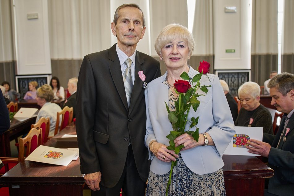 Małżeństwa z Łodzi uhonorowane medalami za wieloletnie pożycie