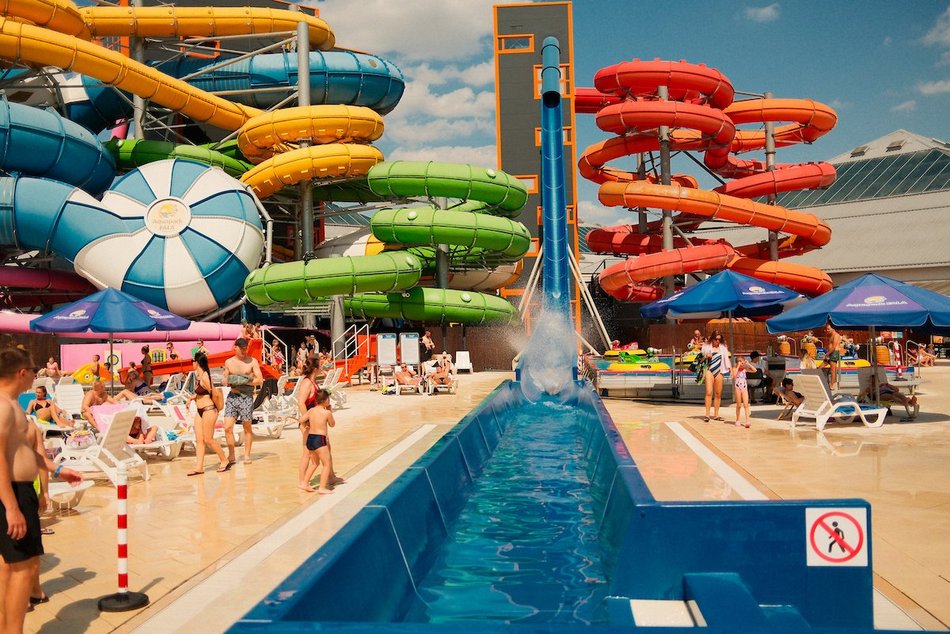 Łódź. Aloha Party w Aquaparku Fala. Hawajski weekend w centrum Łodzi