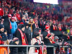 Łódź. Kibice na meczu Widzewa Łódź z Koroną Kielce