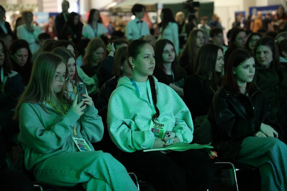 Łódź. Trzeci dzień Future Up! Fest w Łodzi. Byli Maciej Musiał, Kacper Błoński i Czarek Czaruje
