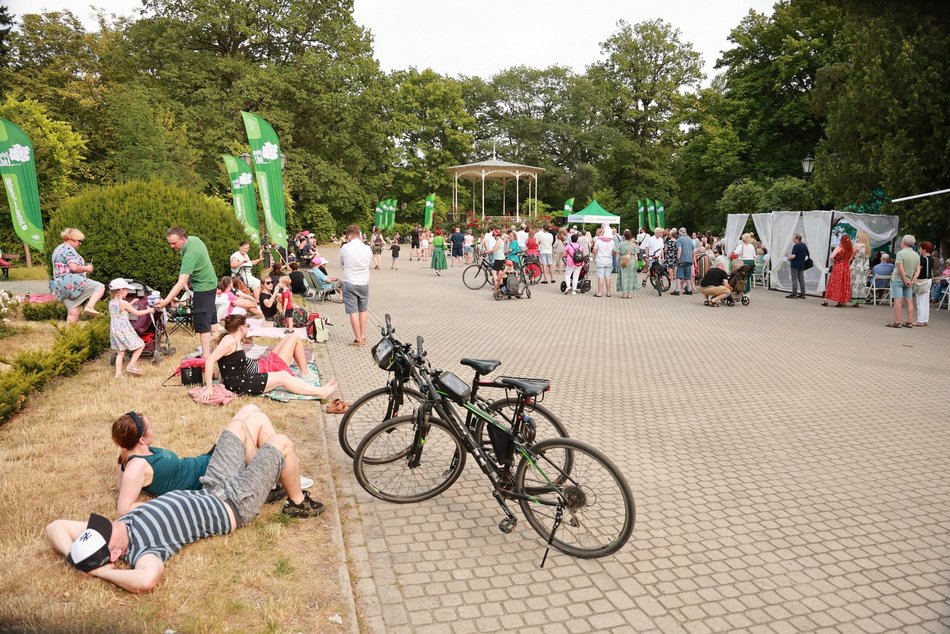 Łódź. Letnie Koncerty w Altanie w Łodzi. Muzyczne zakończenie weekendu w parku Źródliska