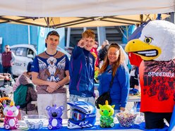 Łódź. Piknik AutoMocne przy Moto Arenie w Łodzi. Masa atrakcji dla każdego na Dzień Kobiet