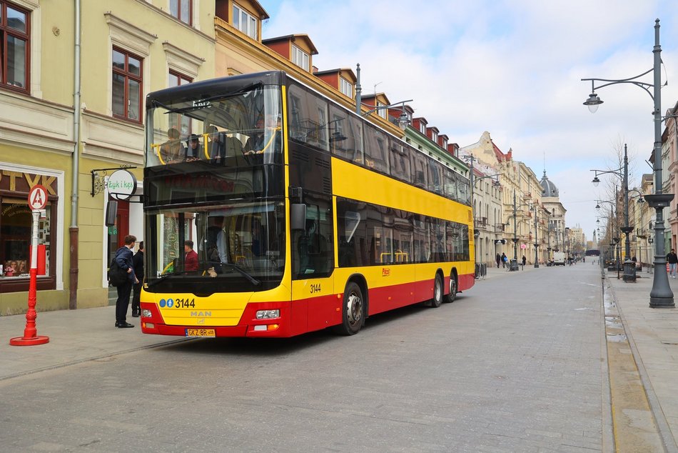 Łódzkie Linie Turystyczne już na trasach! Tak Łodzianie zwiedzają Łódź