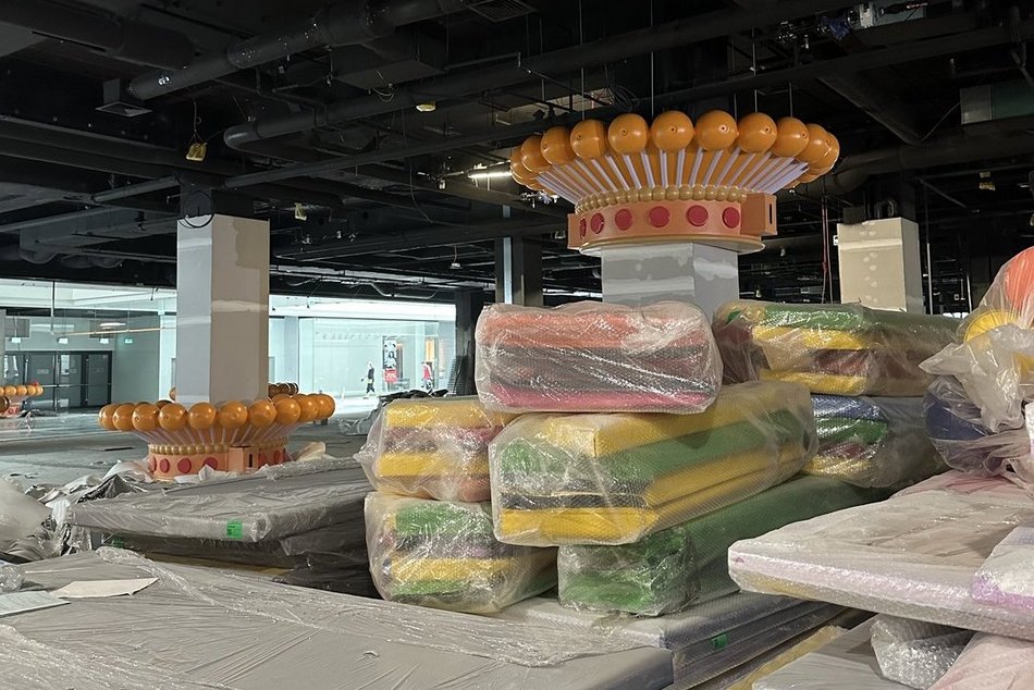 Przygotowania do otwarcia Nowej Sukcesji