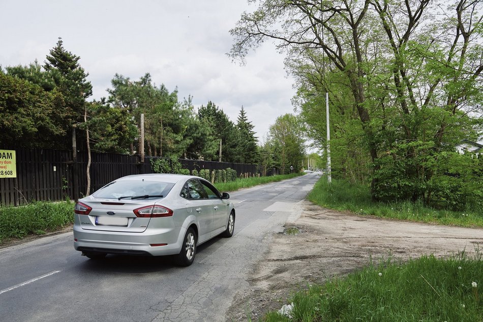 Widok na ulicę Rąbieńską przed remontem