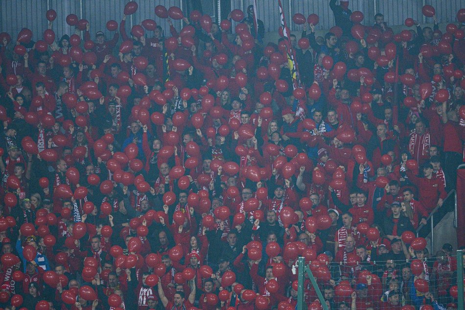 Kibice na meczu Widzewa Łódź z Górnikiem Zabrze
