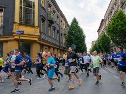 Łódź. Bieg Ulicą Piotrkowską Rossmann Run 2025 wystartował! Walka o życiowe rekordy