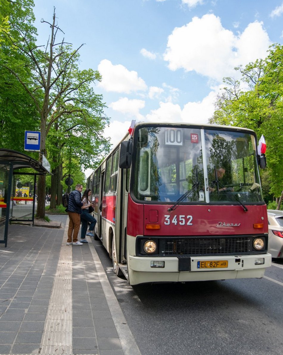 Łódź. Łódzkie Linie Turystyczne i więcej kursów MPK Łódź. Wakacyjne zwiedzanie Łodzi