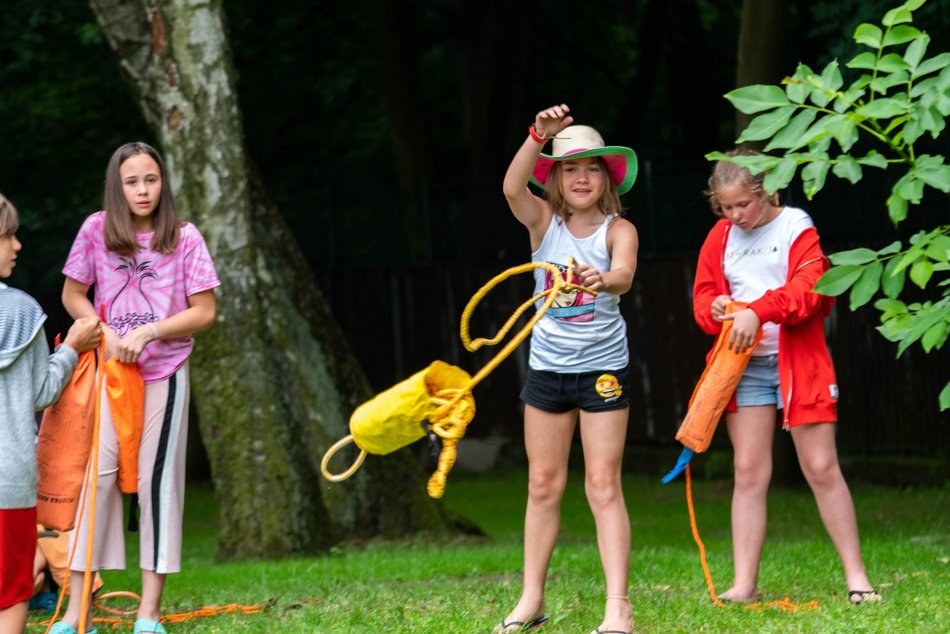 aquapark Fala, kursy wakacyjne, basen, dzieci, półkolonie w Łodzi