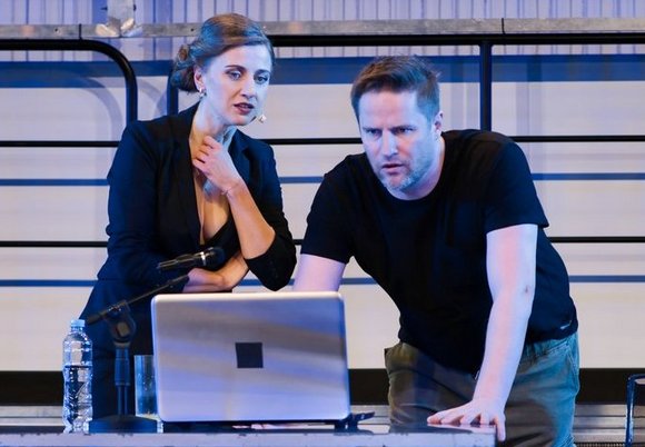 Łódź. Sezon na komedie! Wyjątkowa promocja w Teatrze Kamila Maćkowiaka