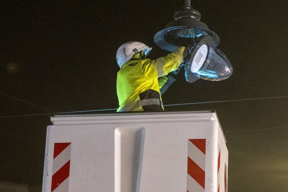 Nowe oświetlenie na Piotrkowskiej w Łodzi. Będzie jaśniej, nowocześniej i energooszczędnie!