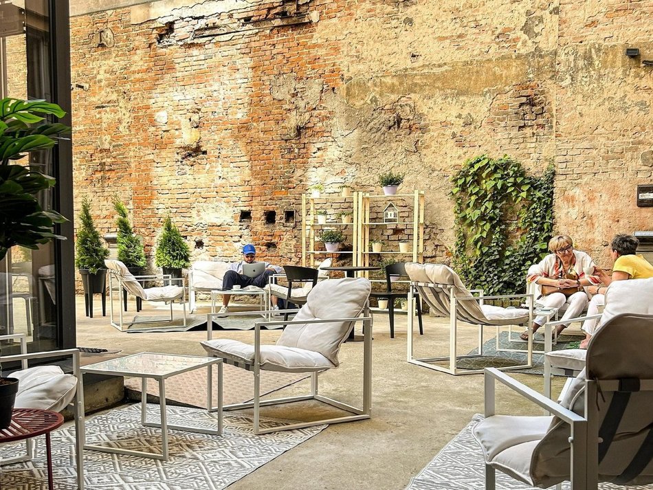 Łódź. Ogródek kawiarni Szykier