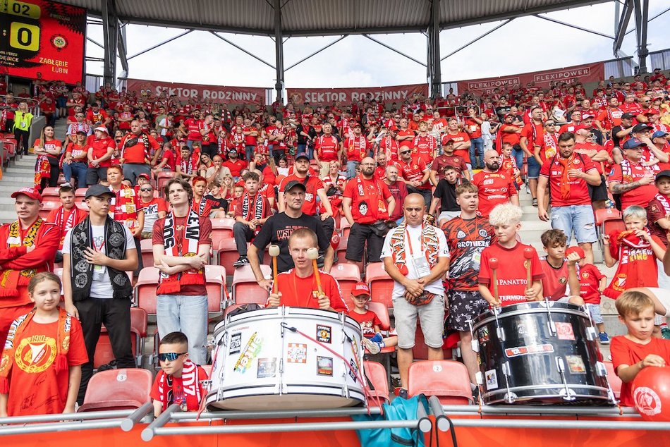 Łódź. Kibice na meczu Widzewa Łódź z Zagłębiem Lubin. Byłeś? Odszukaj się w galerii
