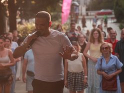 Łódź. Niedzielna potańcówka przy Piotrkowskiej. Taneczny wieczór łodzian