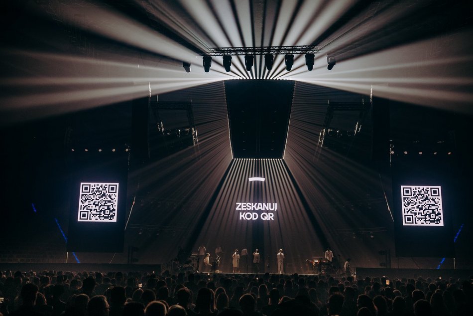 Łódź. Światło i MRock w Atlas Arenie. Piotr Rogucki, Katarzyna Nosowska, Doda i inni w Łodzi