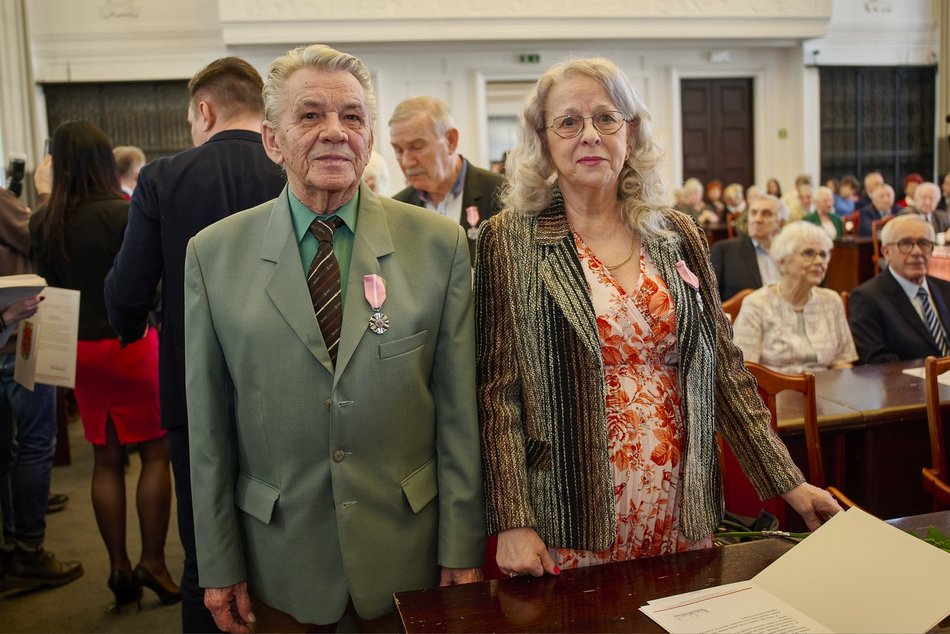 Małżeństwa z Łodzi uhonorowane medalami za wieloletnie pożycie