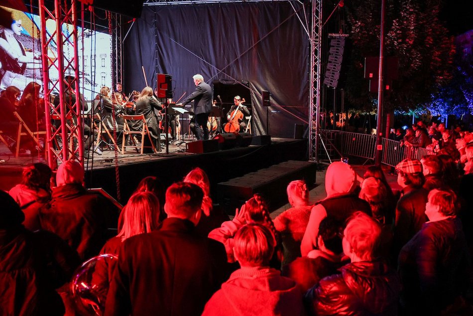 Łódź. Tłumy na Light Move Festival Łódź 2025! Mnóstwo pozytywnej energii!