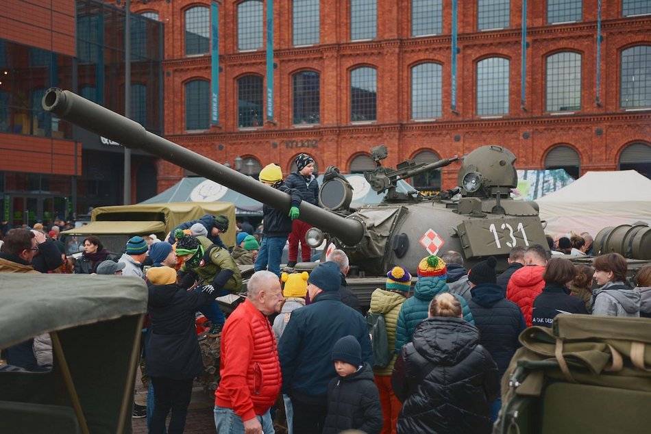 Łódź. Piknik Niepodległościowy w Manufakturze. Tak świętują łodzianie!