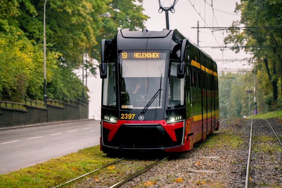 Bieg Ulicą Piotrkowską Rossmann Run 2026. Zmiany w ruchu i MPK Łódź