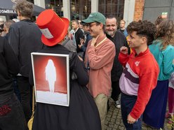 Łódź. Fotofestiwal 2025 w Łodzi rozpoczęty. Tłumy na inauguracji