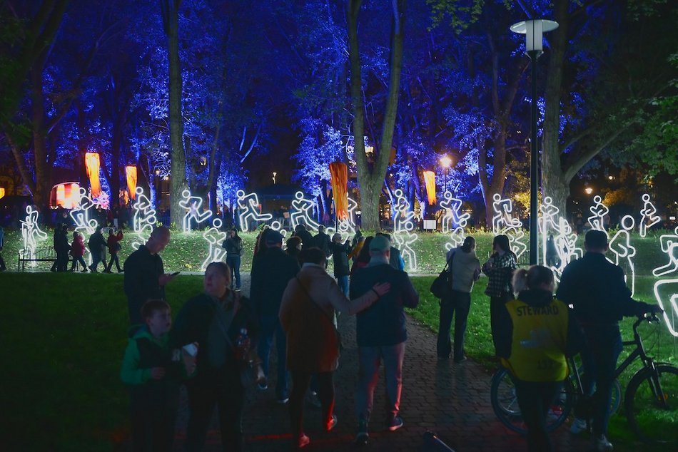 Łódź. Tłumy na Light Move Festival Łódź 2025! Mnóstwo pozytywnej energii!