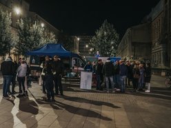 Łódź. Namiot Pełen Wsparcia w Pasażu Schillera
