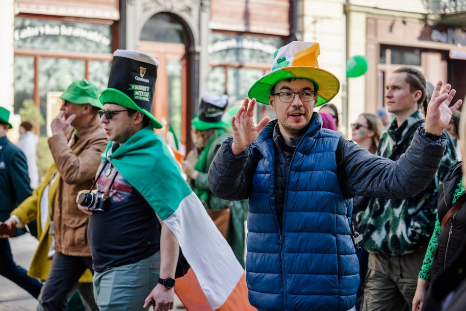 Zielona parada przeszła Piotrkowską! Tłumy świętują z okazji Dnia Świętego Patryka