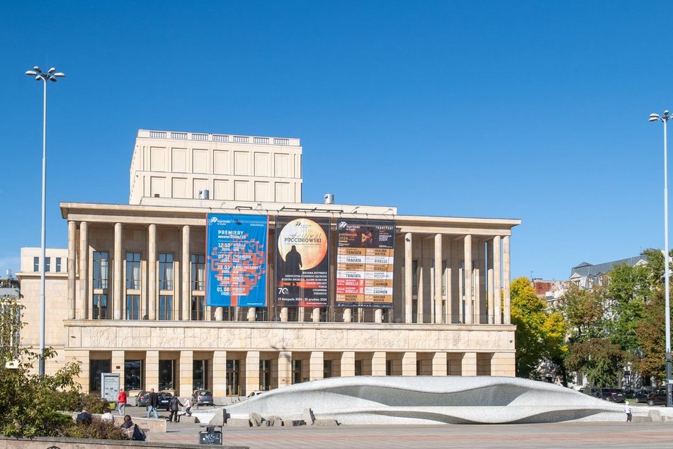 Karnawał w Łodzi dla seniorów. Bale przebierańców, potańcówki w MSK, koncert latino