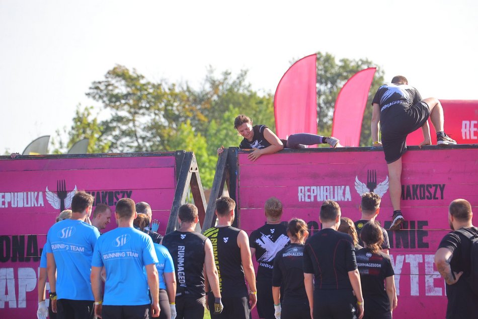 Runmageddon w Łodzi. Byłeś? Odszukaj na zdjęciach siebie lub znajomych