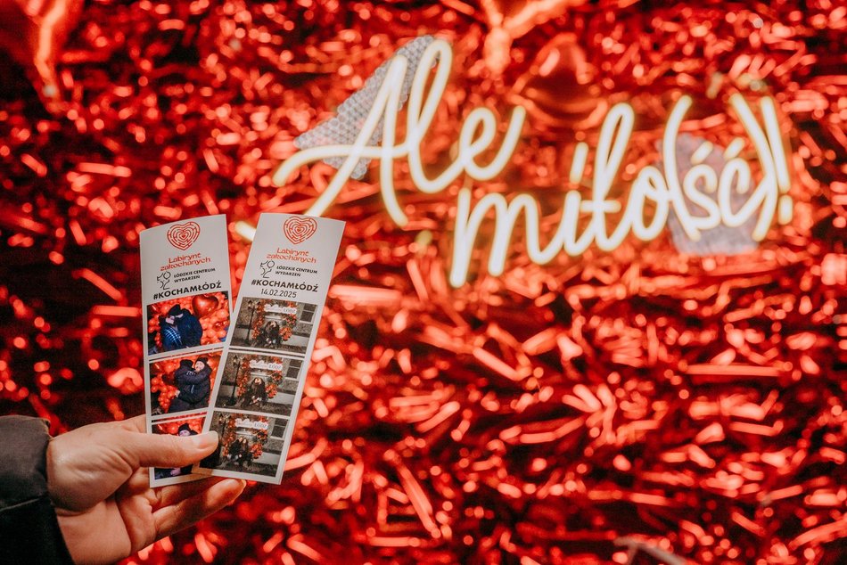 Łódź. Labirynt zakochanych w Łodzi. Masa miłości na zdjęciach. Znajdź się w galerii!