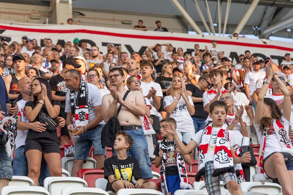 Łódź. Kibice na meczu ŁKS Łódź ze Stalą Mielec. Byłeś? Odszukaj się w naszej galerii