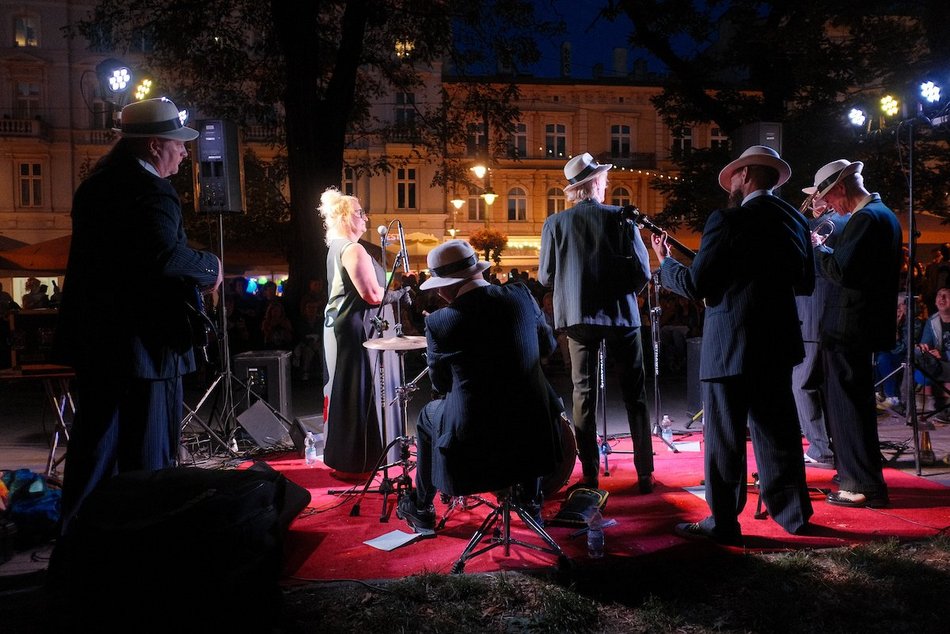 Łódź. Piotrkowska Kameralnie w pasażu Rubinsteina. Za nami koncert finałowy