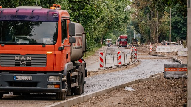 Remont Krakowskiej. Połowa drogi gotowa, rozpoczęto drugi etap prac