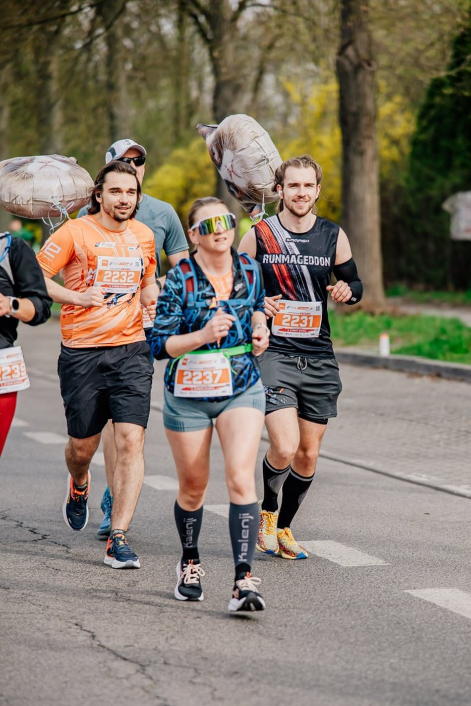 Łódź. DOZ Maraton Łódź 2026. Brałeś udział w biegu? Odszukaj się w galerii i zapisz na pamiątkę!
