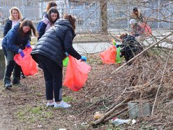 Łódź. Galante Sprzątanie w Łodzi. Łodzianie, uczniowie i urzędnicy połączyli siły i zebrali aż 23 tony odpadów!