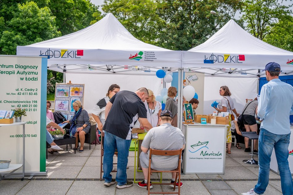 Łódź. Piknik bez barier w Łodzi. Stary Rynek tętnił życiem i pozytywną energią