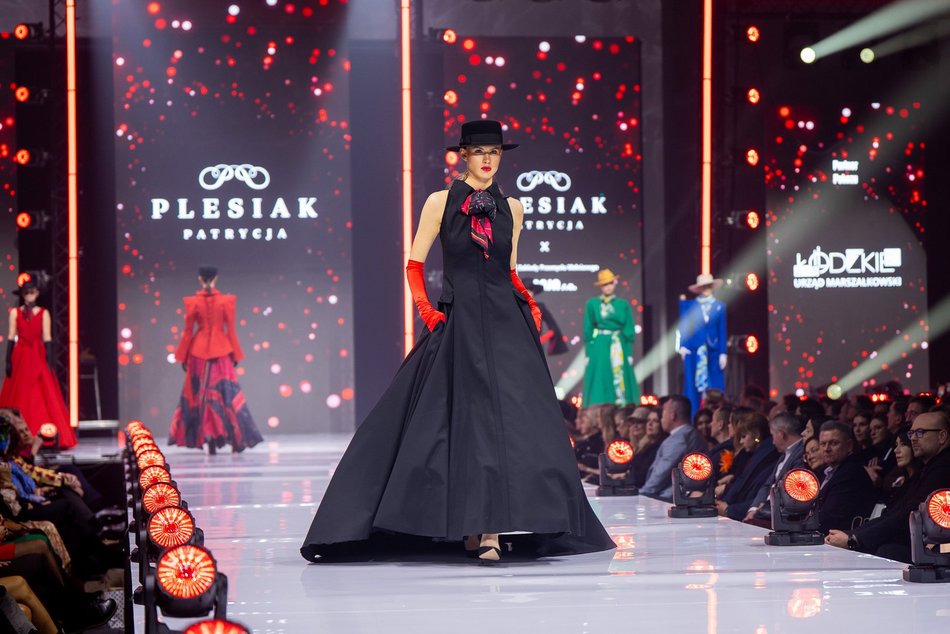 Łódź. Moda i pomaganie w klubie Wytwórnia w Łodzi. Zobacz zdjęcia z gali „poMocni w Modzie by Plesiak”