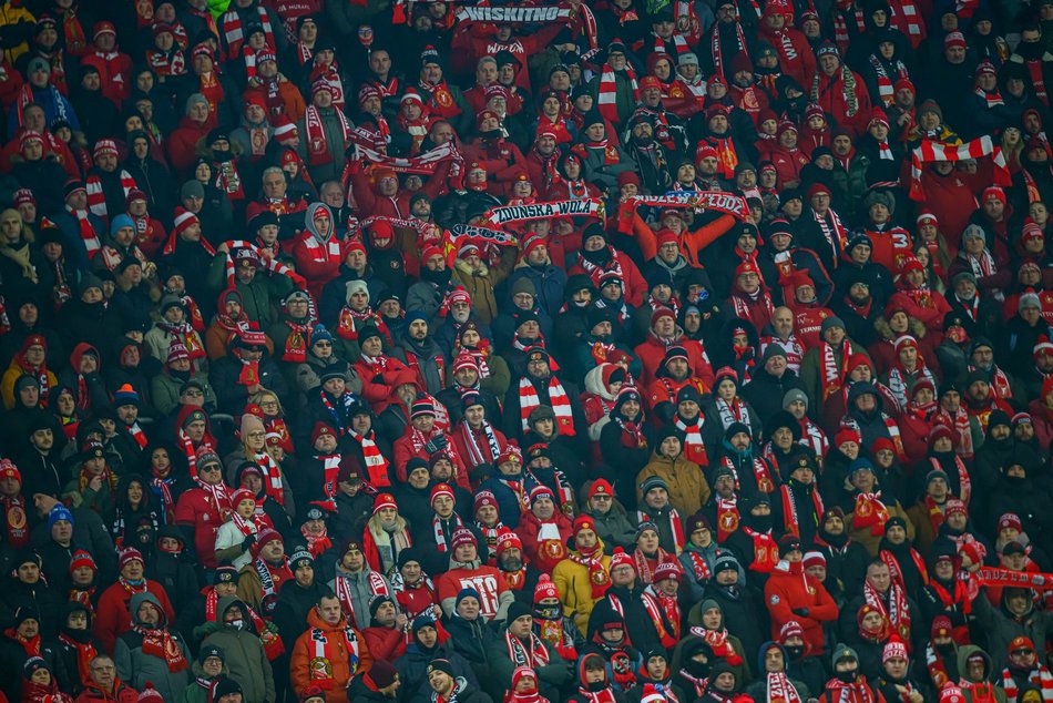 Łódź. Kibice na meczu Widzew Łódź - Cracovia. Byłeś/aś? Znajdź się w galerii!