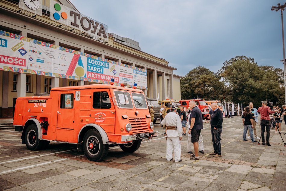 Zlot samochodów STAR w Łodzi