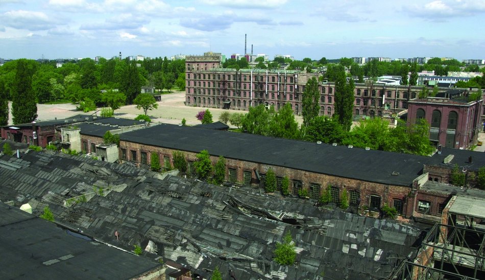 Manufaktura przed i po rewitalizacji