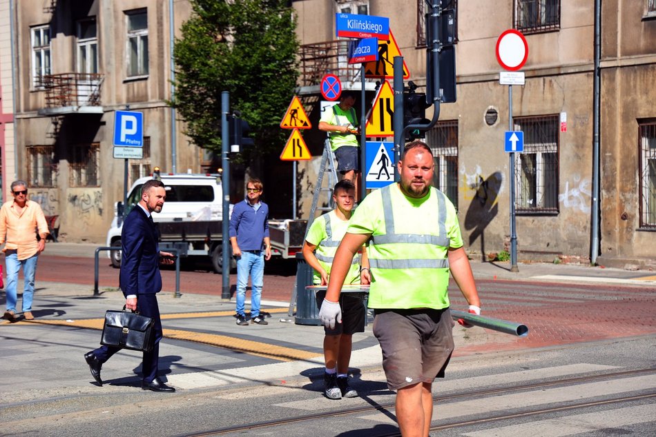 Remont kostki na ulicy Jaracza wystartował