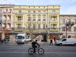 Łódź. Remont kamienicy z McDonald’s na Piotrkowskiej w Łodzi. Kiedy lokal wróci w nowej odsłonie?