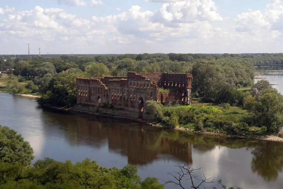 Łódź. Wycieczki z PTTK Łódź. Królewski Wilanów, perły Lubelszczyzny, weekendowe Mazury i więcej